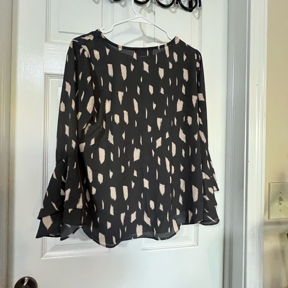 Women’s Laure Helena blown. - Picture 2 of 7